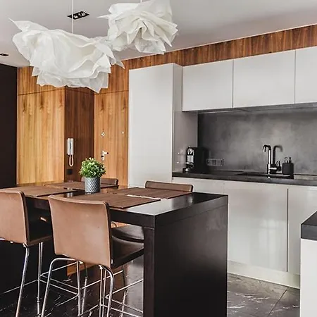 Househost Szlak 77 Angel Krakow